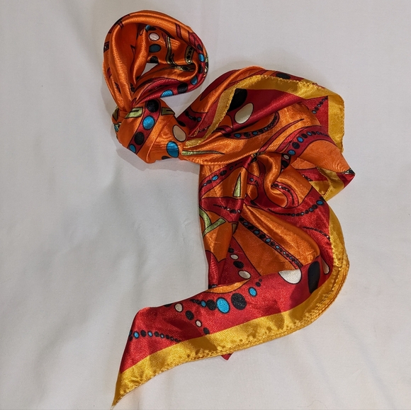 American Vintage Accessories - Colorful Large Printed Orange Fashion Scarf